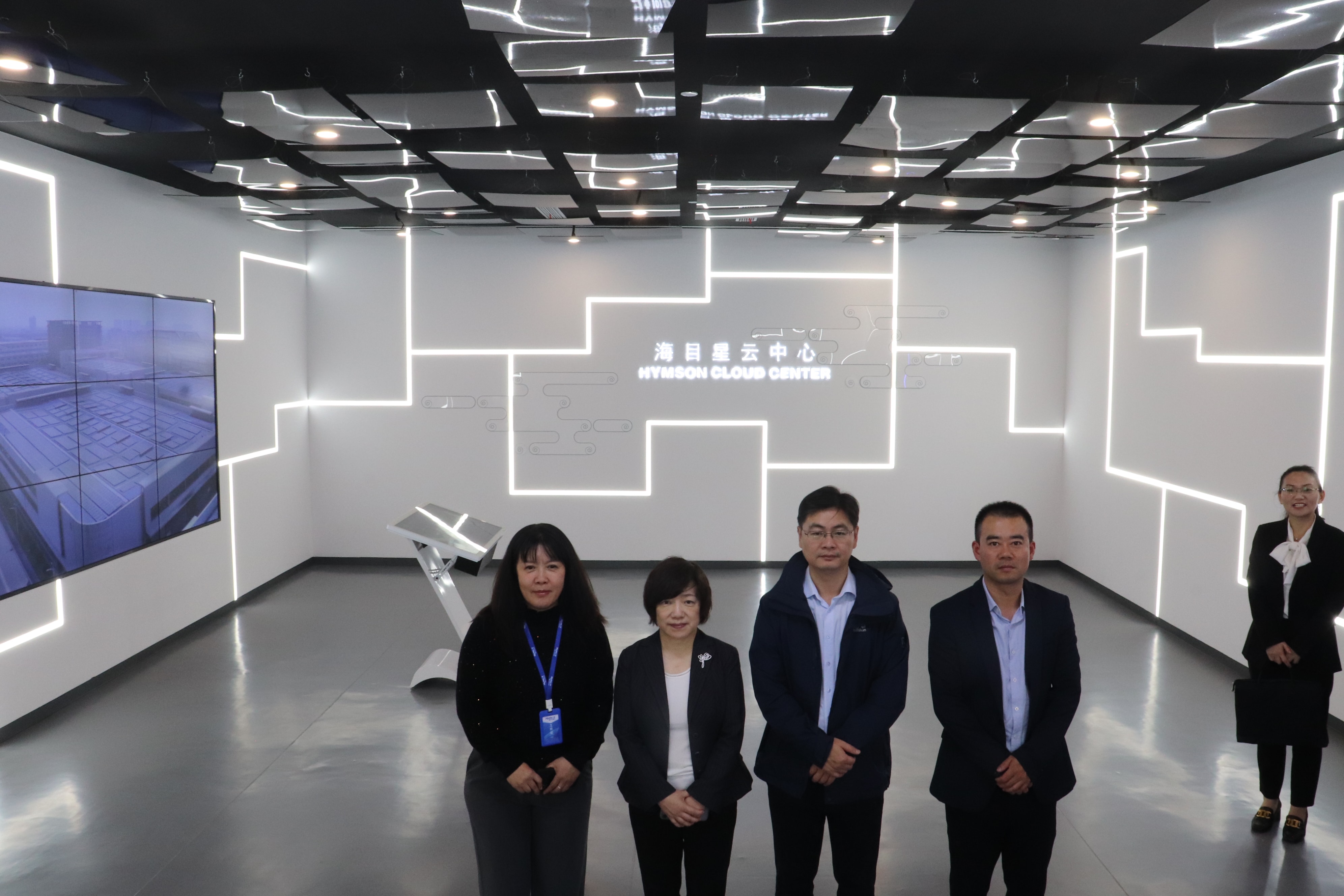 常州营商环境督察组来访全发国际app江苏基地.jpg